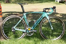 WorldTour-bikes-2017-Lotto-NL013p.jpg