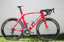 WorldTour-bikes-2017-Trek016p.jpg