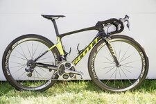 WorldTour-bikes-2017-Orica015p.jpg