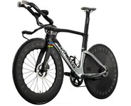 2023-pinarello-bolide-f-studio-5.jpeg