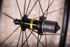 mavic-aksium-wheelset-rear-hub-2.jpg